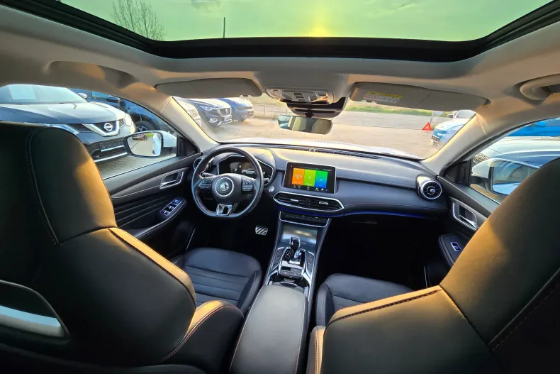 MG EHS din 2022 cu 31.000 km - oferta MG0202460 - foto 4