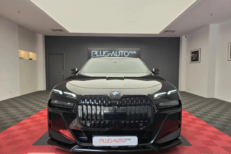 BMW 740d (Seria 7) din 2023 cu 57.000 km - oferta BMW202461 - foto 6