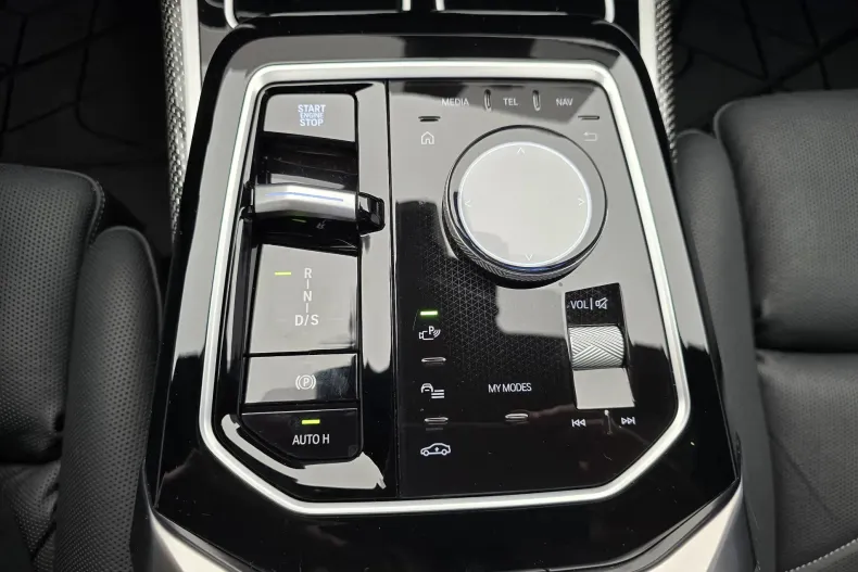 BMW 740d (Seria 7) din 2023 cu 57.000 km - oferta BMW202461 - foto 9