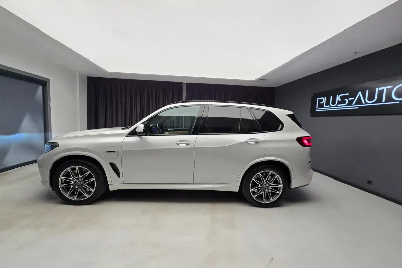 BMW X5 (Seria X) din 2021 cu 68.133 km - oferta BMW202462 - foto 7