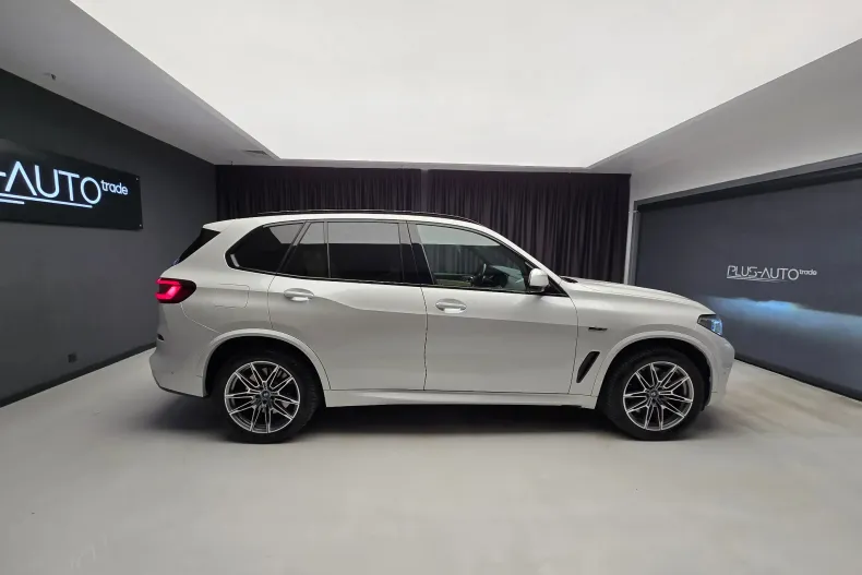 BMW X5 (Seria X) din 2021 cu 68.133 km - oferta BMW202462 - foto 9