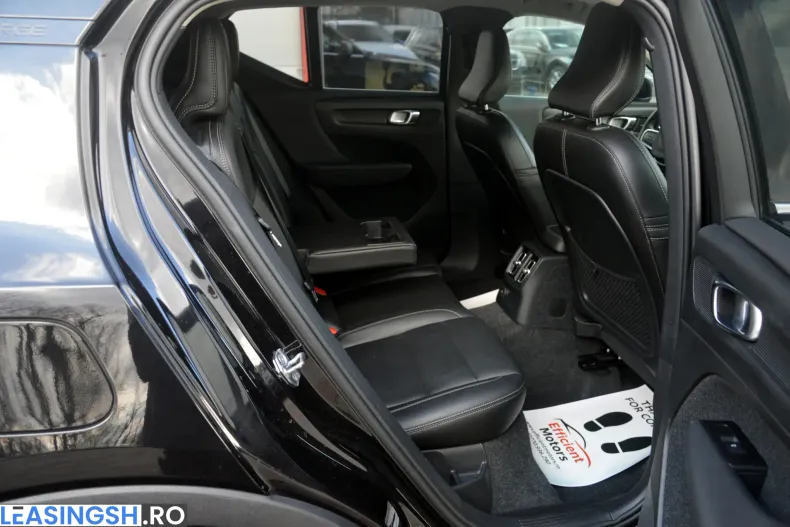 Volvo XC40 din 2021 cu 133.381 km - oferta VOL202470 - foto 6