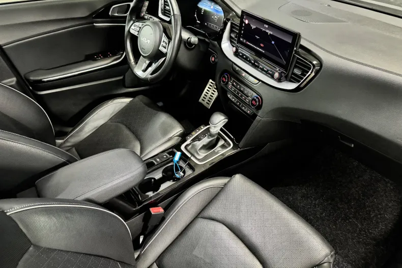 Kia XCeed din 2023 cu 79.032 km - oferta KIA202473 - foto 21