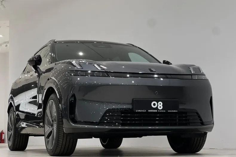Lynk & Co 08 din 2025 cu 2 km - oferta LYN202475 - foto 6