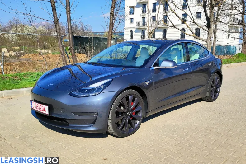Tesla Model 3 din 2020 cu 45.971 km - oferta TES202476 - foto 3