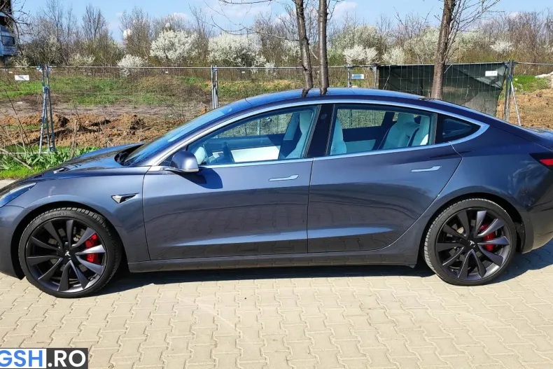 Tesla Model 3 din 2020 cu 45.971 km - oferta TES202476 - foto 9