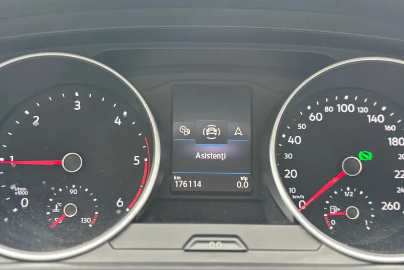 Volkswagen Tiguan din 2021 cu 176.000 km - oferta VOL202486 - foto 12