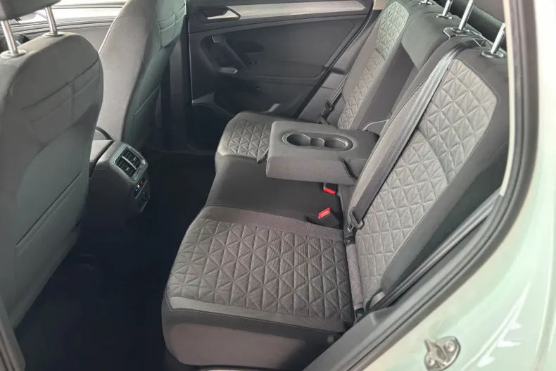 Volkswagen Tiguan din 2021 cu 176.000 km - oferta VOL202486 - foto 33
