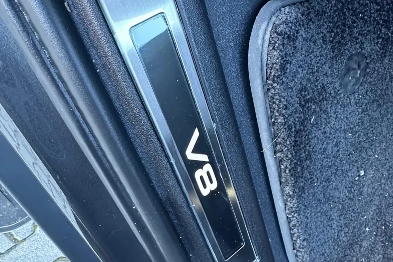 Land Rover Defender din 2024 cu 9.900 km - oferta LAN202489 - foto 14