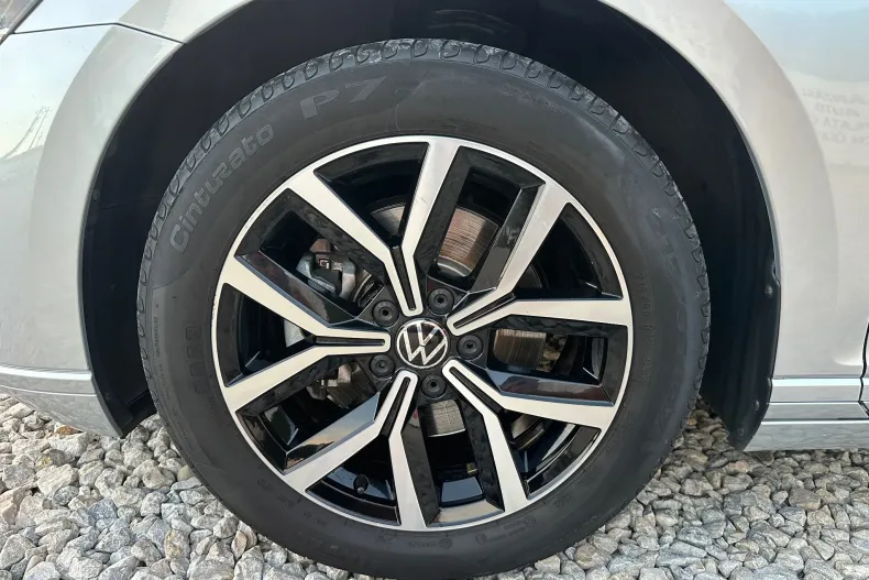 Volkswagen Passat din 2021 cu 173.000 km - oferta VOL202494 - foto 23