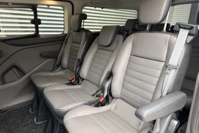 Ford Tourneo Custom din 2021 cu 121.000 km - oferta FOR202503 - foto 13