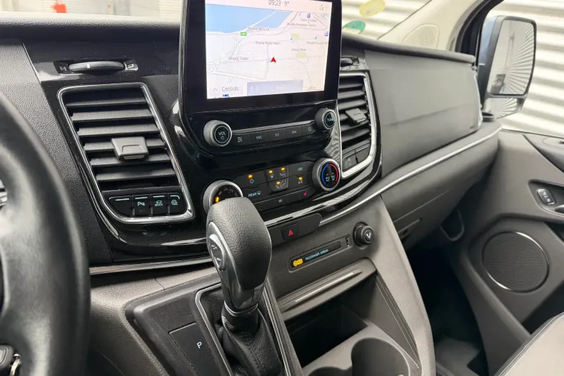 Ford Tourneo Custom din 2021 cu 121.000 km - oferta FOR202503 - foto 19