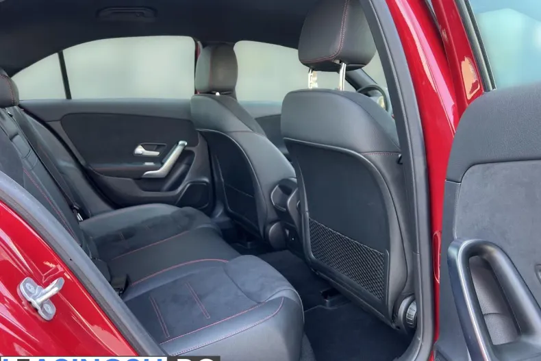 Mercedes-Benz A 220 (Clasa A) din 2023 cu 2.400 km - oferta MER202513 - foto 15