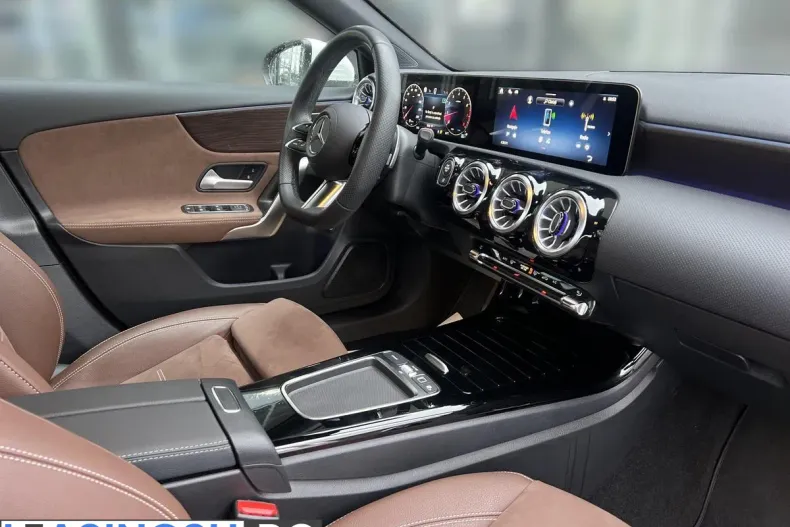 Mercedes-Benz A 220 (Clasa A) din 2024 cu 6.000 km - oferta MER202516 - foto 13