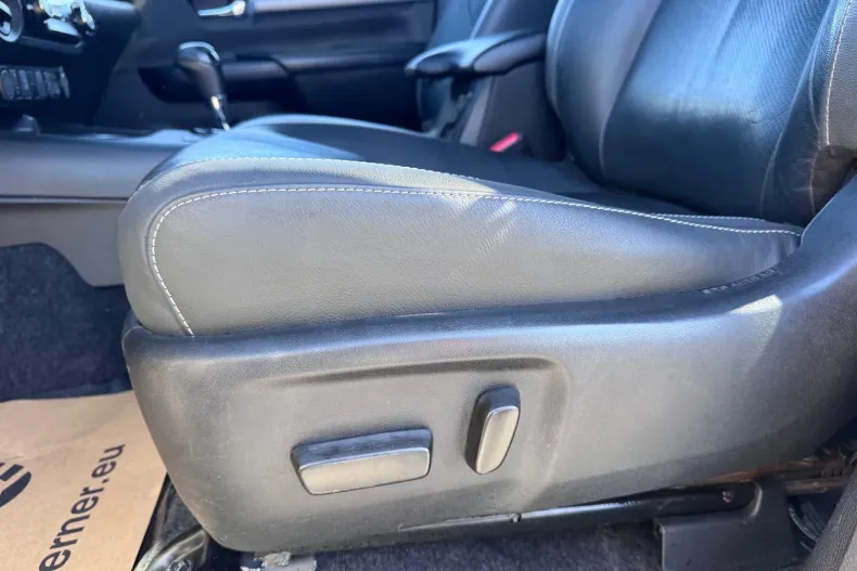 Toyota Hilux din 2021 cu 103.990 km - oferta TOY202546 - foto 23