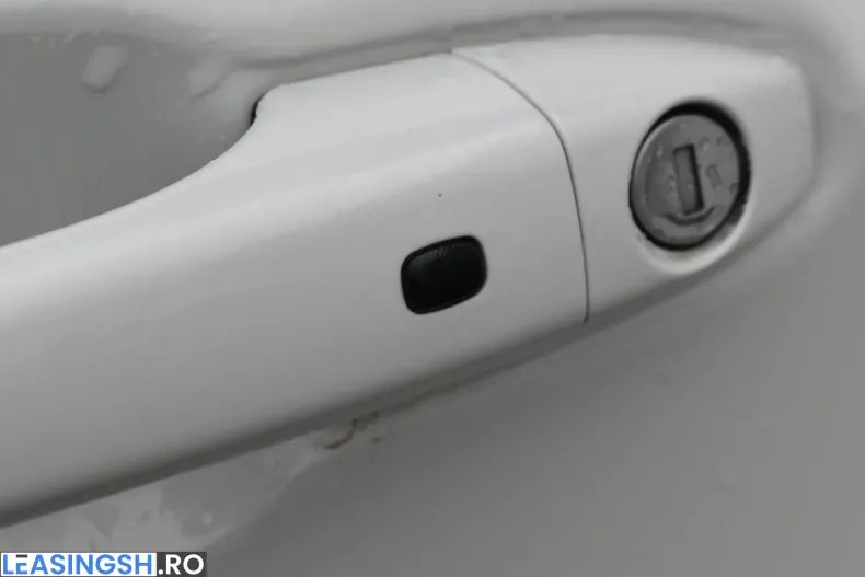 Jeep Compass din 2024 cu 18.455 km - oferta JEE202551 - foto 11