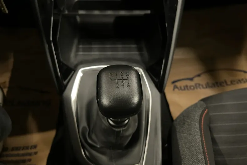 Peugeot 208 din 2023 cu 79.732 km - oferta PEU202558 - foto 24