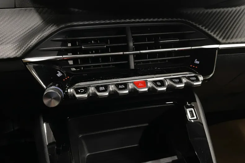 Peugeot 208 din 2023 cu 79.732 km - oferta PEU202558 - foto 25