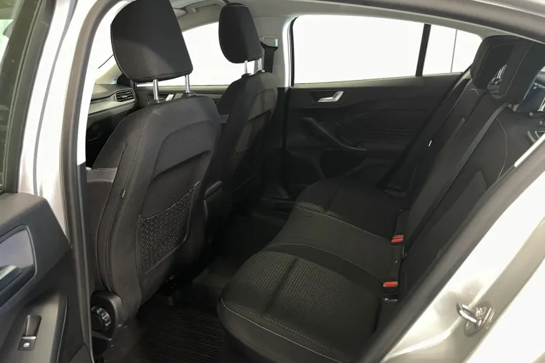 Ford Focus din 2022 cu 49.028 km - oferta FOR202560 - foto 11