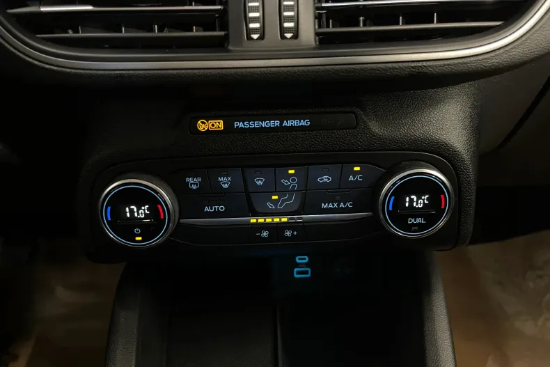 Ford Focus din 2022 cu 49.028 km - oferta FOR202560 - foto 16