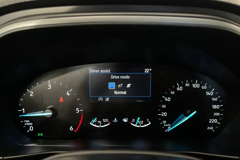 Ford Focus din 2022 cu 49.028 km - oferta FOR202560 - foto 27