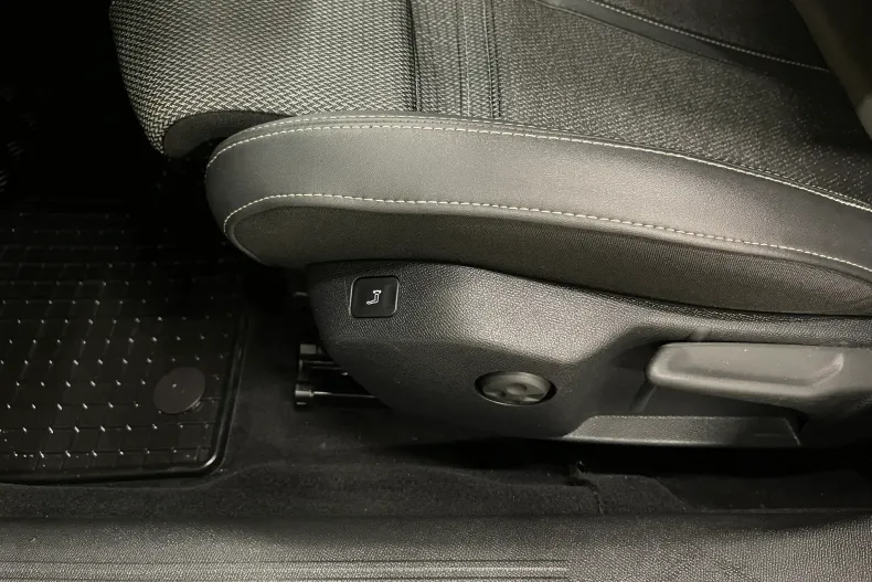 Peugeot 508 din 2024 cu 79.647 km - oferta PEU202564 - foto 26