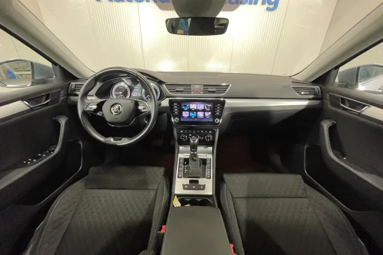 Skoda Superb din 2021 cu 118.786 km - oferta SKO202569 - foto 7