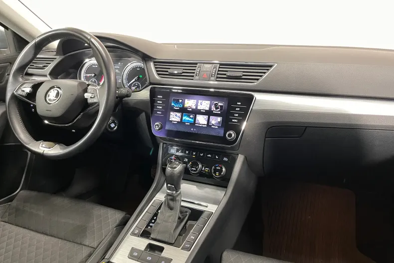 Skoda Superb din 2021 cu 118.786 km - oferta SKO202569 - foto 8