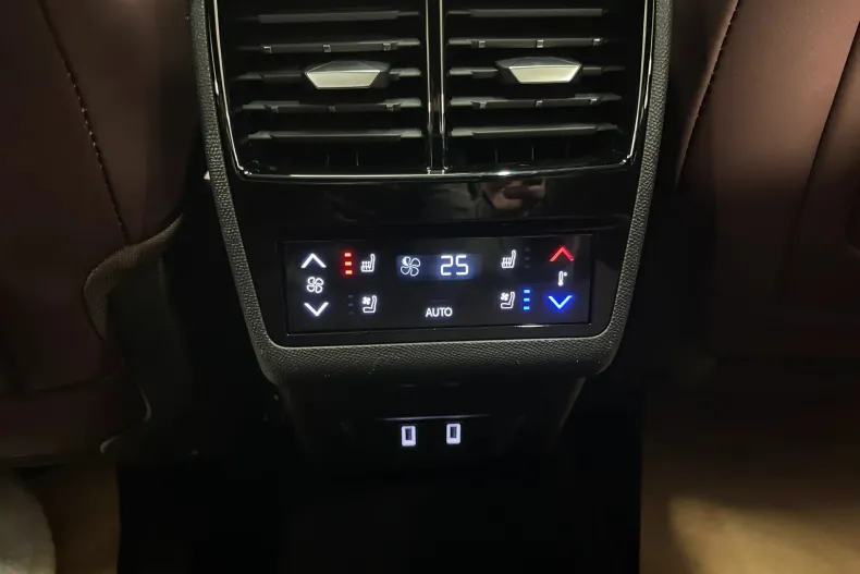 DS Automobiles DS 9 din 2022 cu 73.271 km - oferta DSA202570 - foto 28