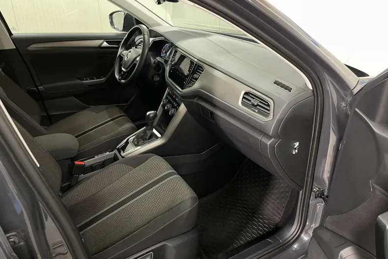 Volkswagen T-Roc din 2022 cu 79.341 km - oferta VOL202576 - foto 9