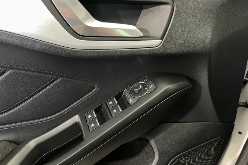 Ford Focus din 2021 cu 67.376 km - oferta FOR202580 - foto 18