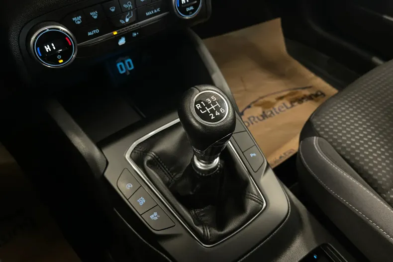 Ford Focus din 2021 cu 67.376 km - oferta FOR202580 - foto 20