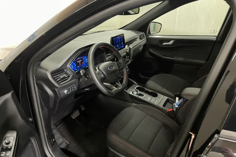 Ford Kuga din 2022 cu 28.739 km - oferta FOR202581 - foto 5