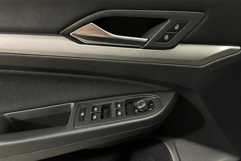 Volkswagen Golf din 2021 cu 122.946 km - oferta VOL202582 - foto 19