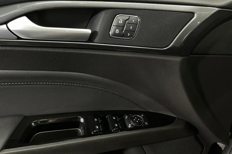 Ford Mondeo din 2021 cu 122.313 km - oferta FOR202583 - foto 25