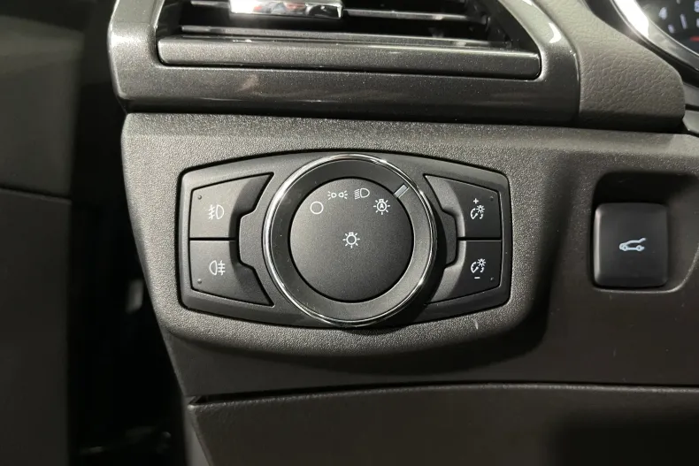 Ford Mondeo din 2021 cu 122.313 km - oferta FOR202583 - foto 26