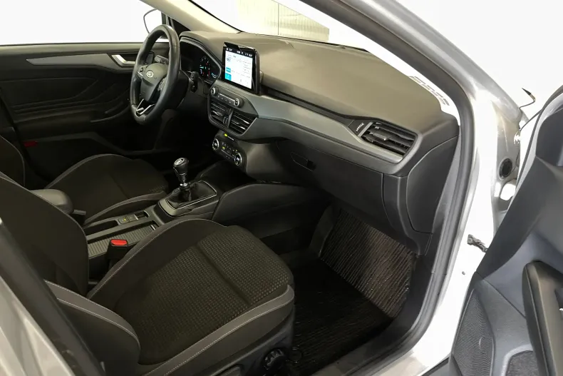 Ford Focus din 2022 cu 87.040 km - oferta FOR202589 - foto 8