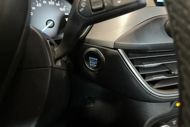 Ford Focus din 2022 cu 87.040 km - oferta FOR202589 - foto 18