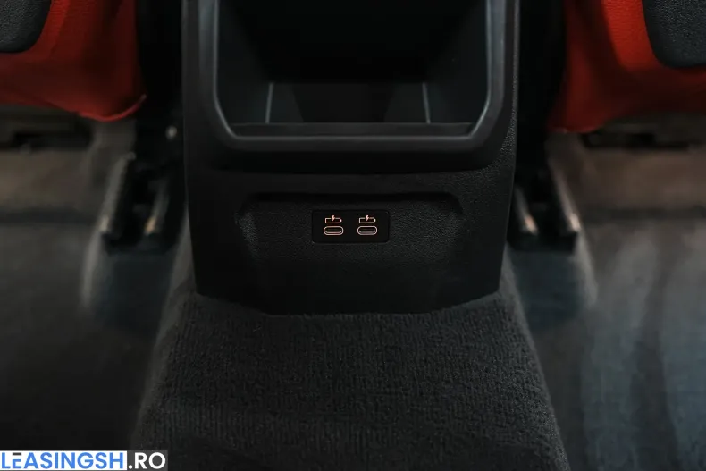 BMW 118i (Seria 1) din 2020 cu 127.000 km - oferta BMW202603 - foto 34