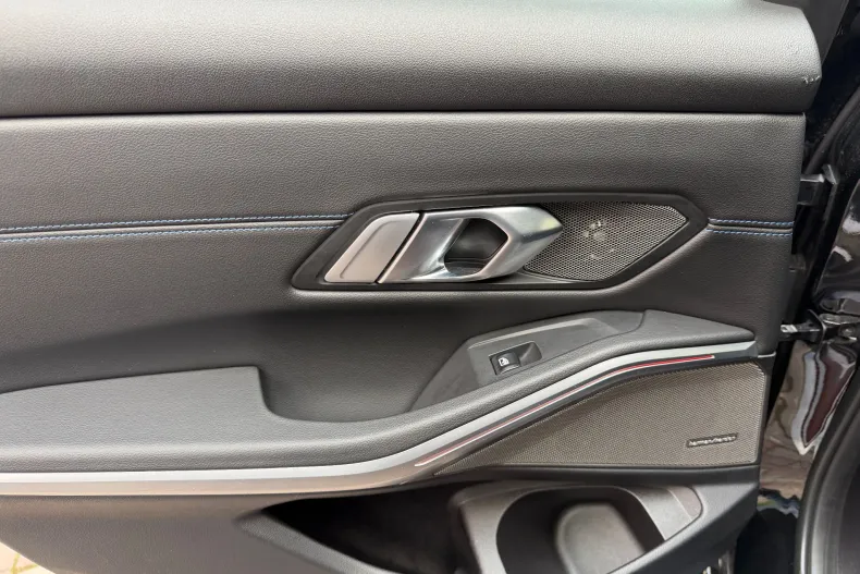 BMW 320d (Seria 3) din 2023 cu 150.000 km - oferta BMW202605 - foto 22