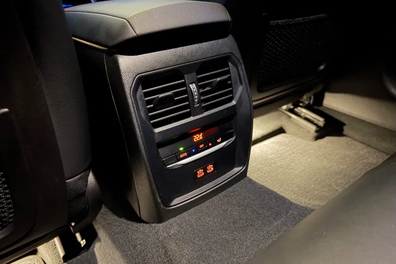 BMW 320d (Seria 3) din 2023 cu 150.000 km - oferta BMW202605 - foto 25