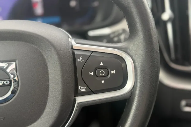 Volvo XC60 din 2022 cu 85.454 km - oferta VOL202613 - foto 16