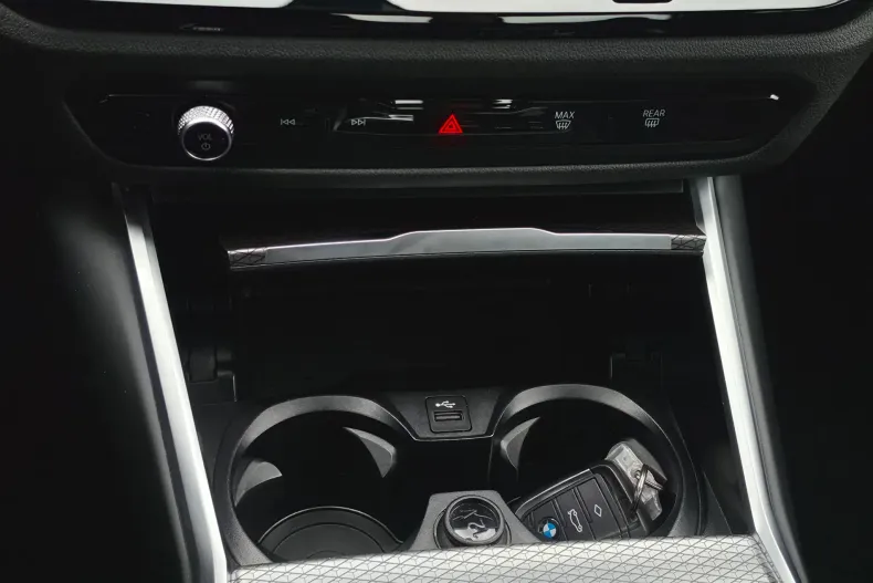 BMW 320e (Seria 3) din 2024 cu 91.300 km - oferta BMW202620 - foto 17