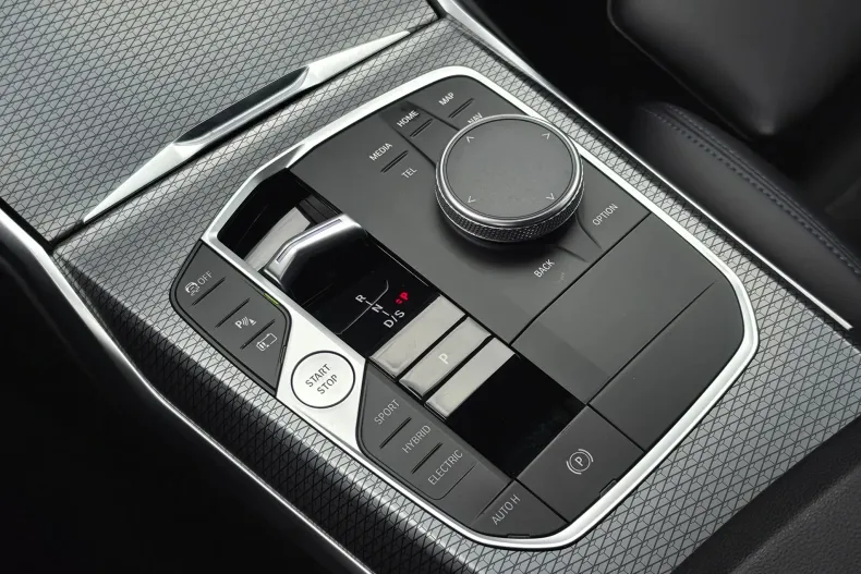 BMW 320e (Seria 3) din 2024 cu 91.300 km - oferta BMW202620 - foto 18