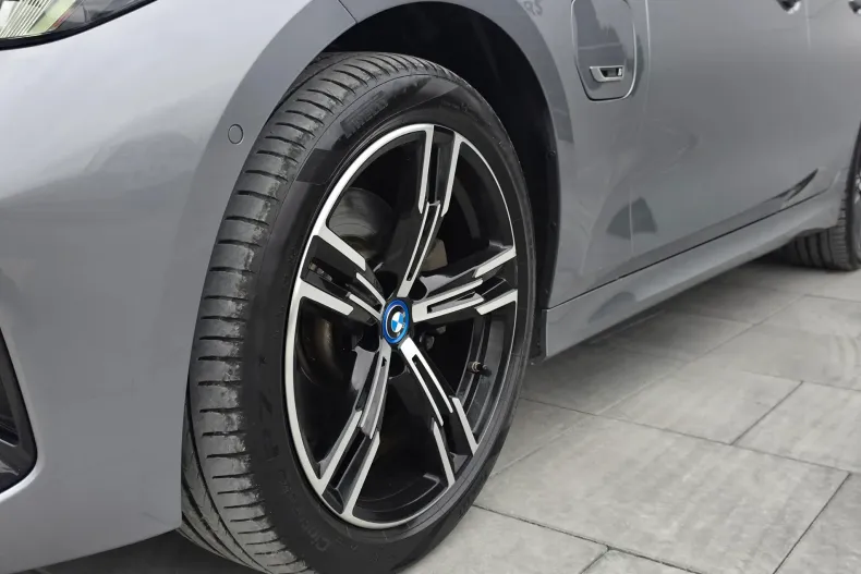 BMW 320e (Seria 3) din 2024 cu 91.300 km - oferta BMW202620 - foto 37