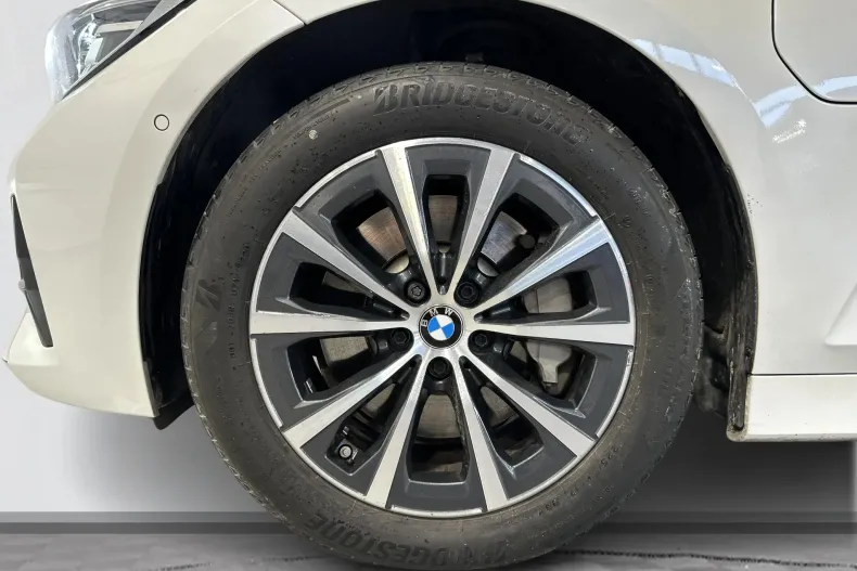 BMW 330e (Seria 3) din 2020 cu 106.610 km - oferta BMW202626 - foto 12