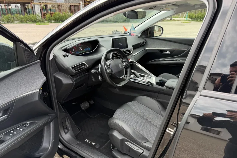 Peugeot 3008 din 2020 cu 70.350 km - oferta PEU202629 - foto 5