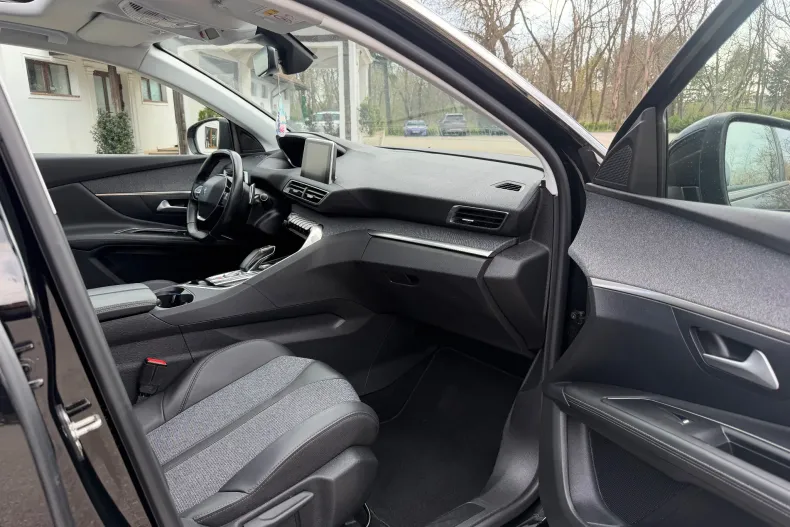 Peugeot 3008 din 2020 cu 70.350 km - oferta PEU202629 - foto 18