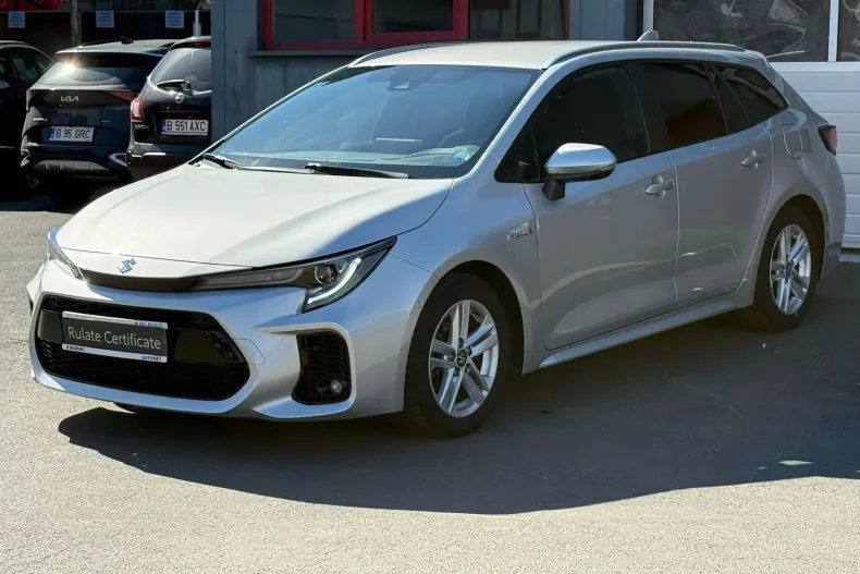 Suzuki Swace din 2021 cu 48.996 km - oferta SUZ202632 - foto 1