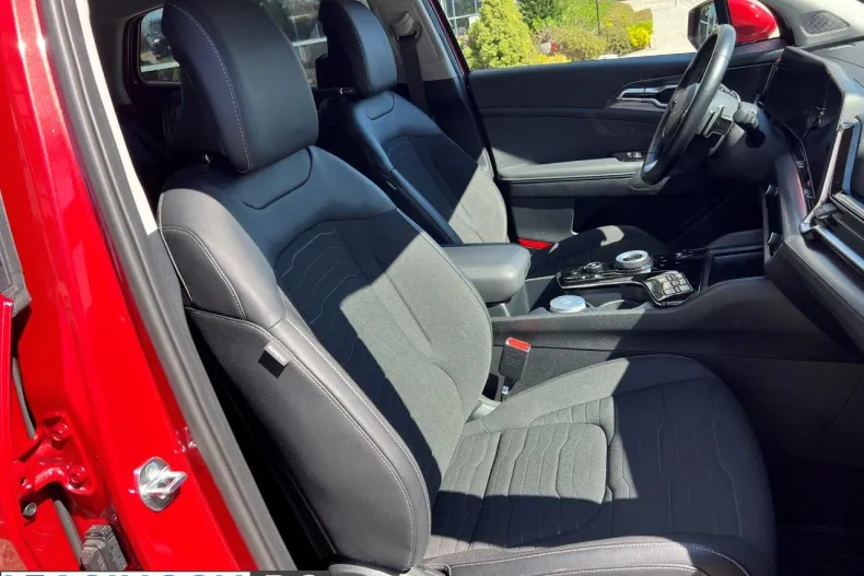 Kia Sportage din 2023 cu 12.400 km - oferta KIA202644 - foto 10